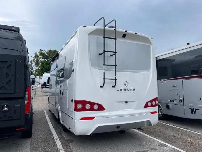 2025 Leisure Travel Vans Unity 24MBL - Photo 4