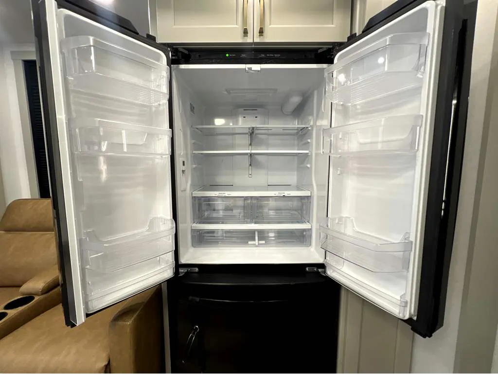 2026 Brinkley Model G 3520, Photos photo 13