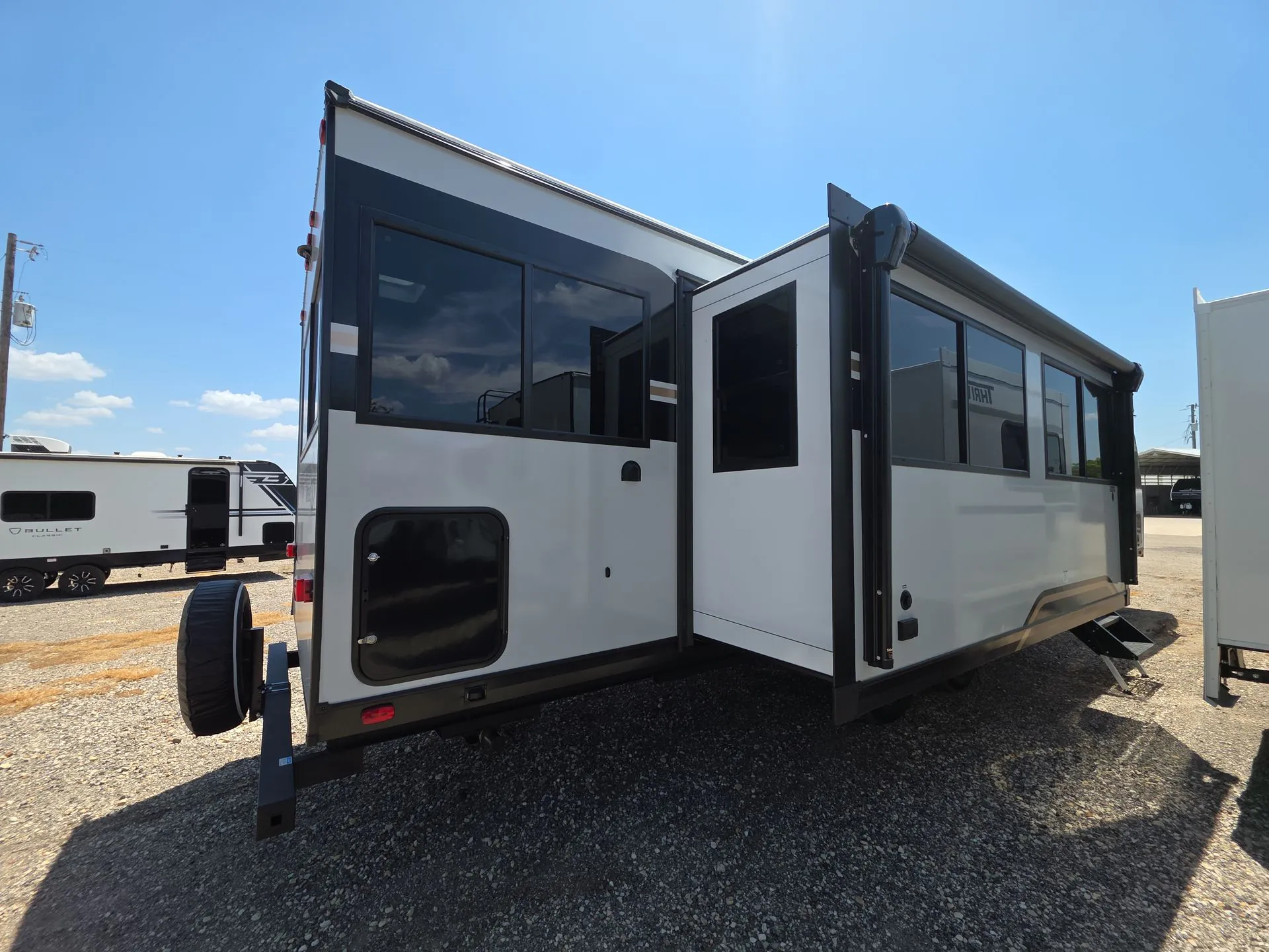 2027 Forest River Vibe 3400SB