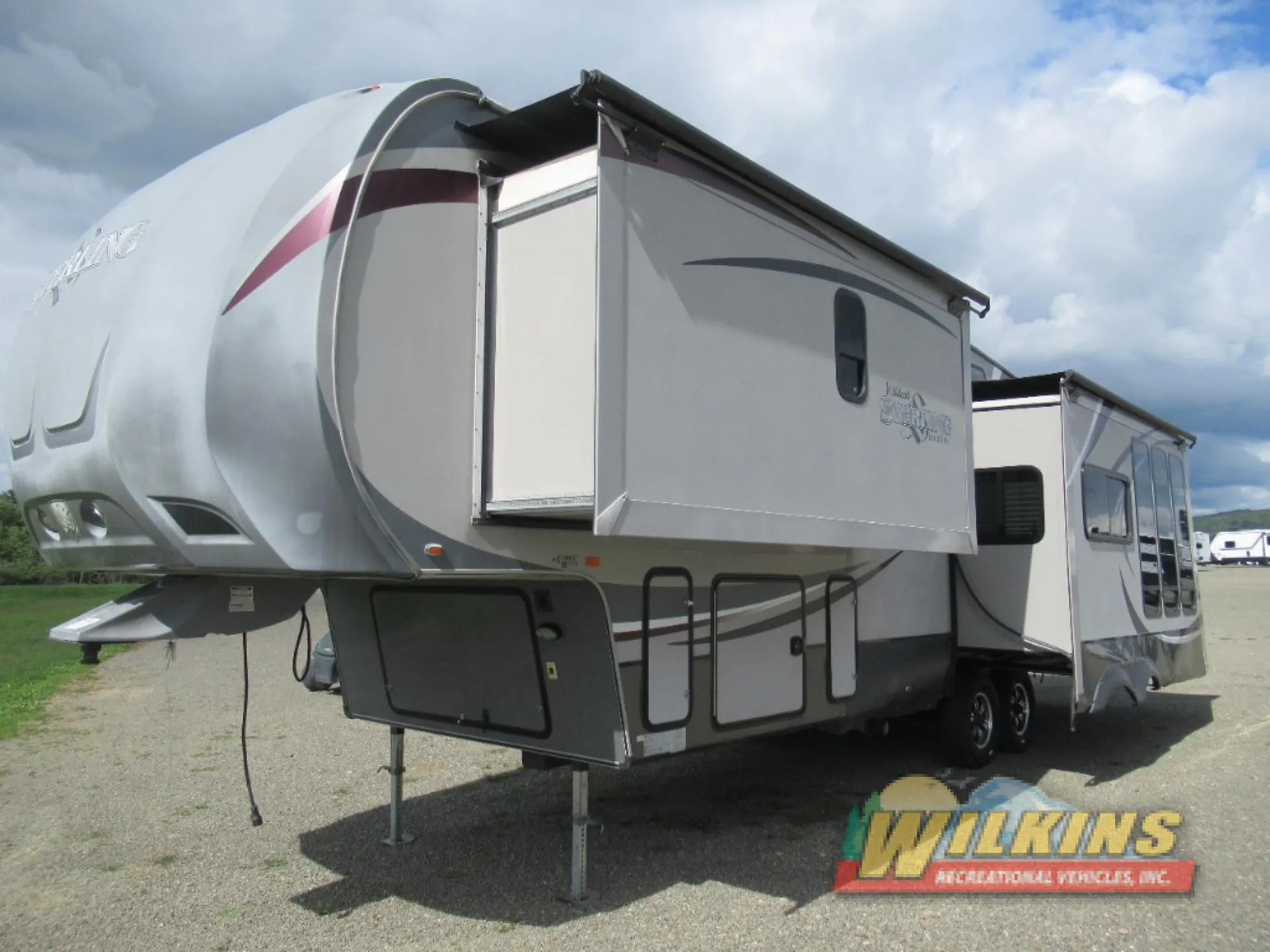2012 Forest River Wildcat Sterling 32RK - Photo 4