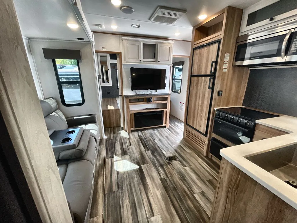 2023 Forest River XLR Hyper Lite 3212, Photos photo 18