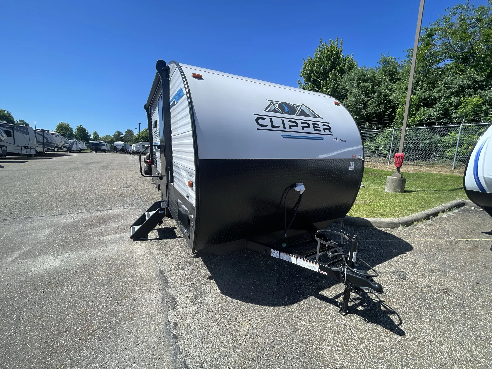 2024 Coachmen Clipper 18FQ - Photo 2