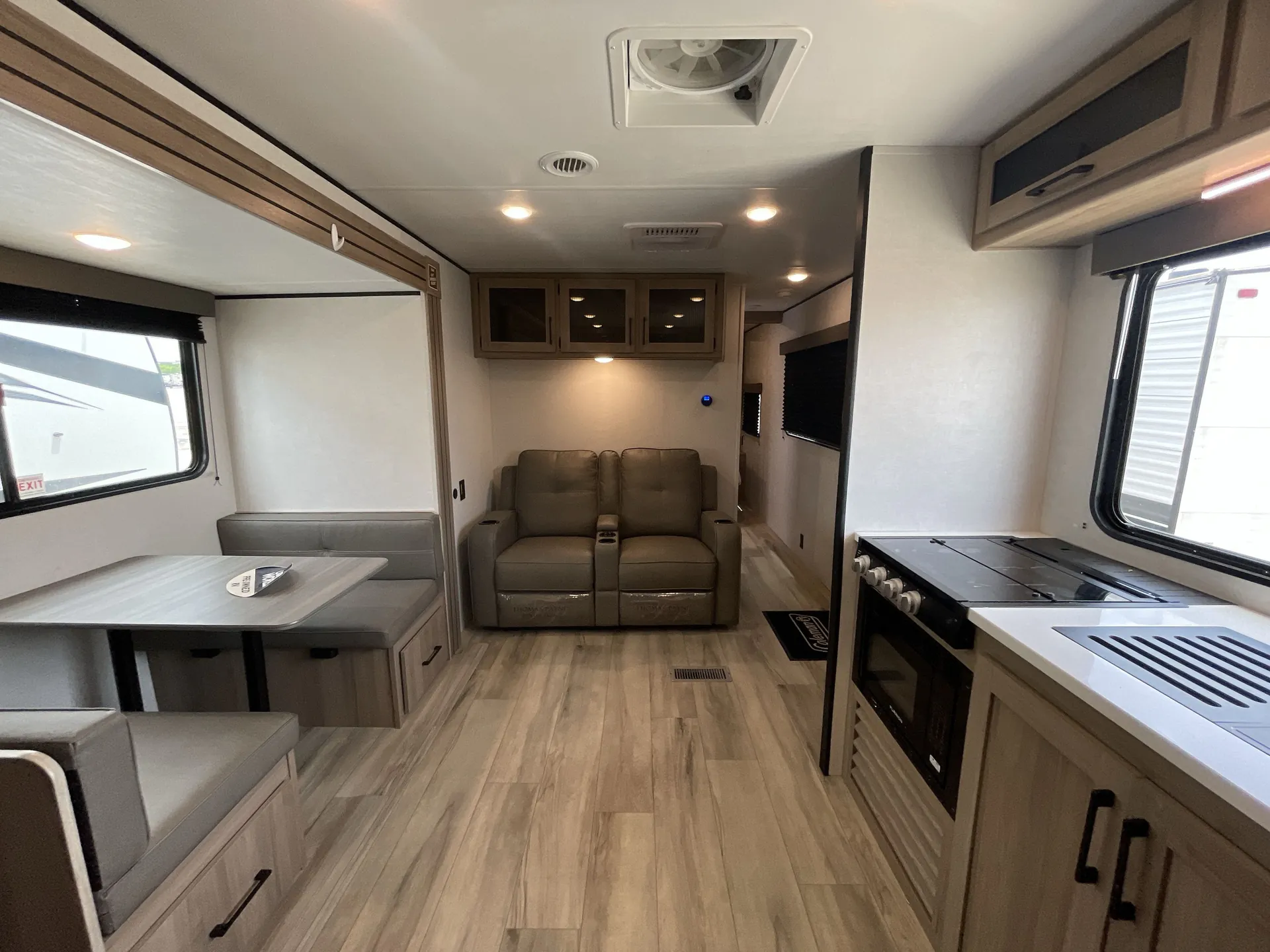 2025 Keystone Coleman Lantern 25REX — campside