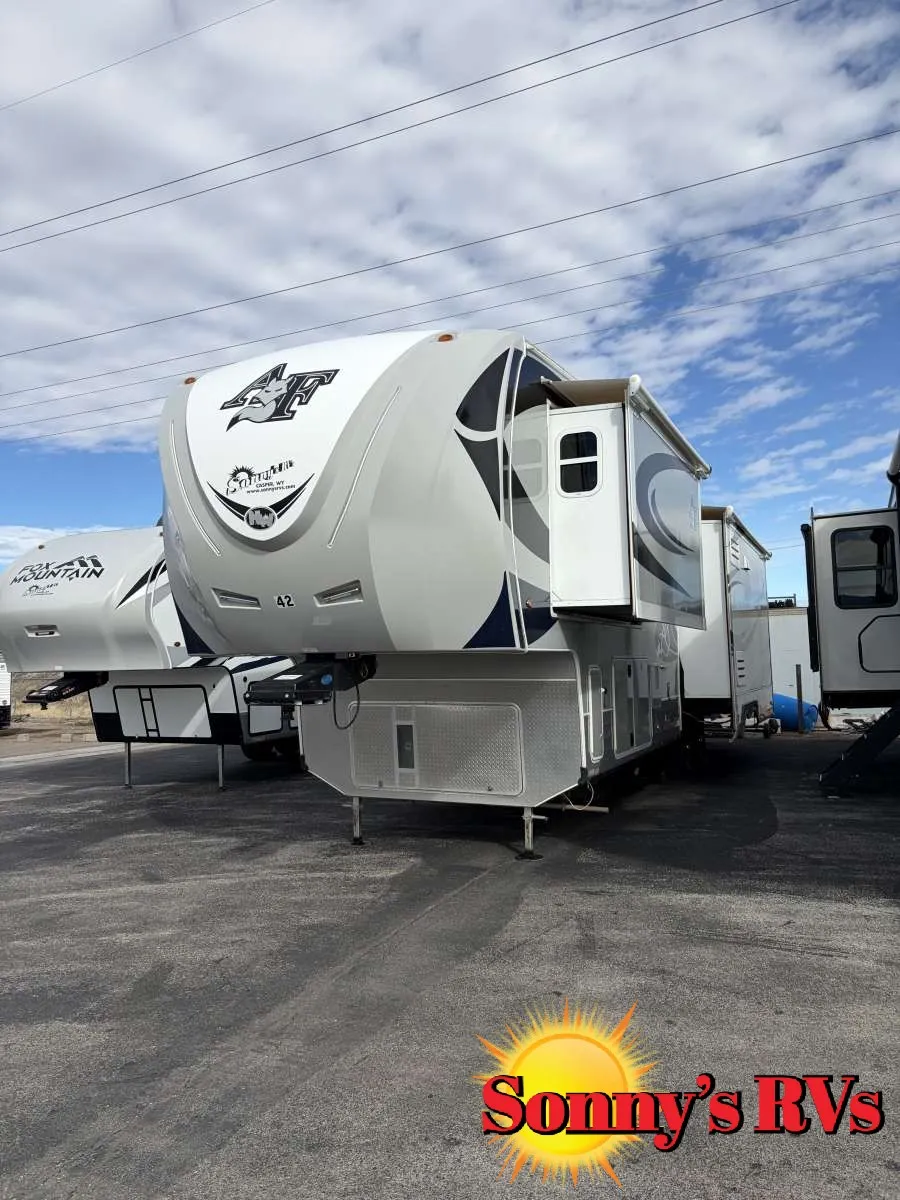 2019 Northwood Arctic Fox Grande Ronde 35-5Z - Photo 3