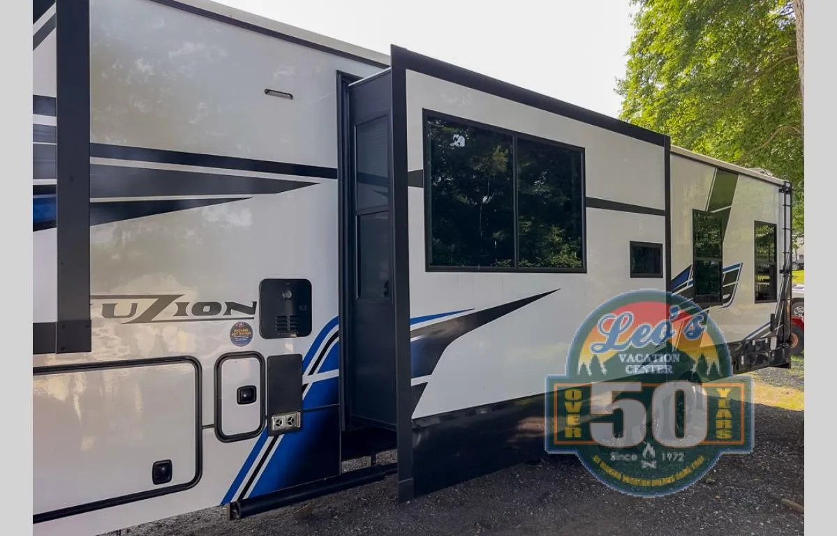 2025 Keystone Fuzion 432 - Photo 3