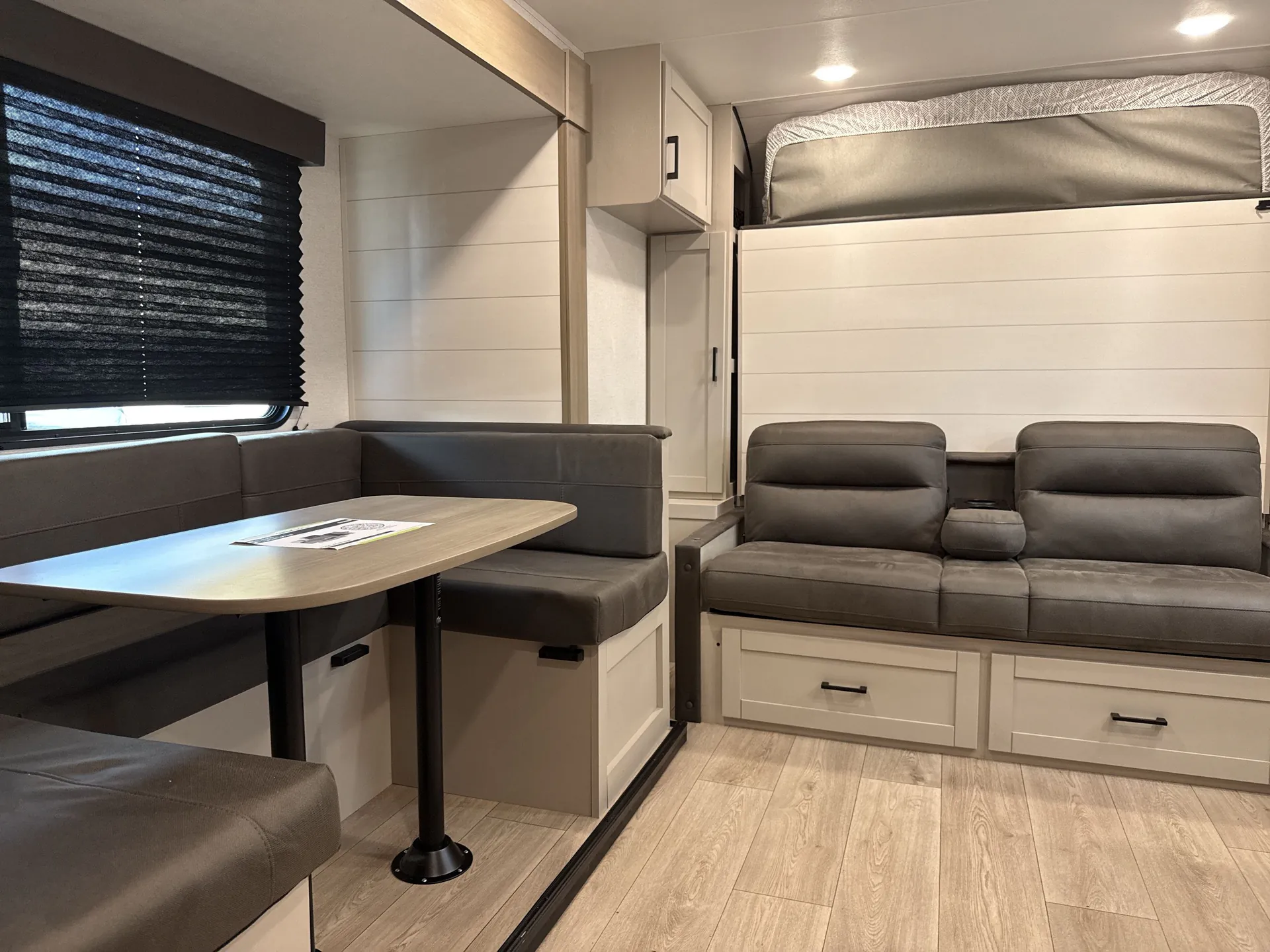 2027 Jayco Jay Flight 197MB — living area main