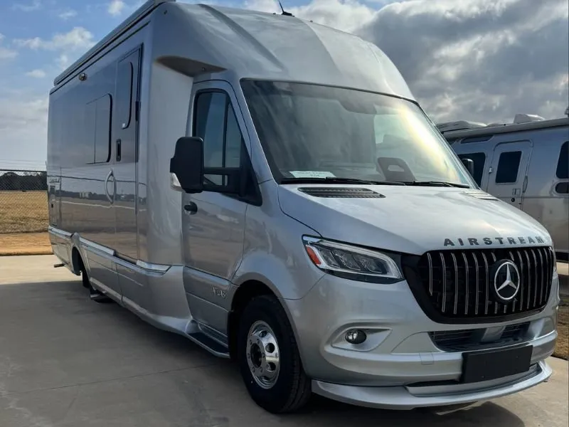 2026 Airstream Atlas 25MS - Photo 2