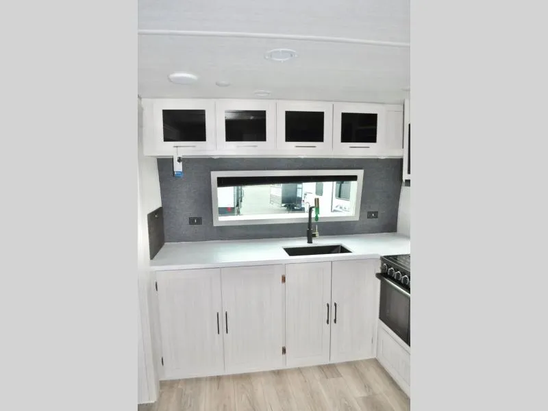 2026 Forest River Grand Surveyor 268FKBS - Photo 4
