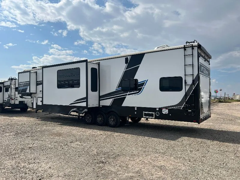 2025 Keystone Fuzion Impact 415 - Photo 3