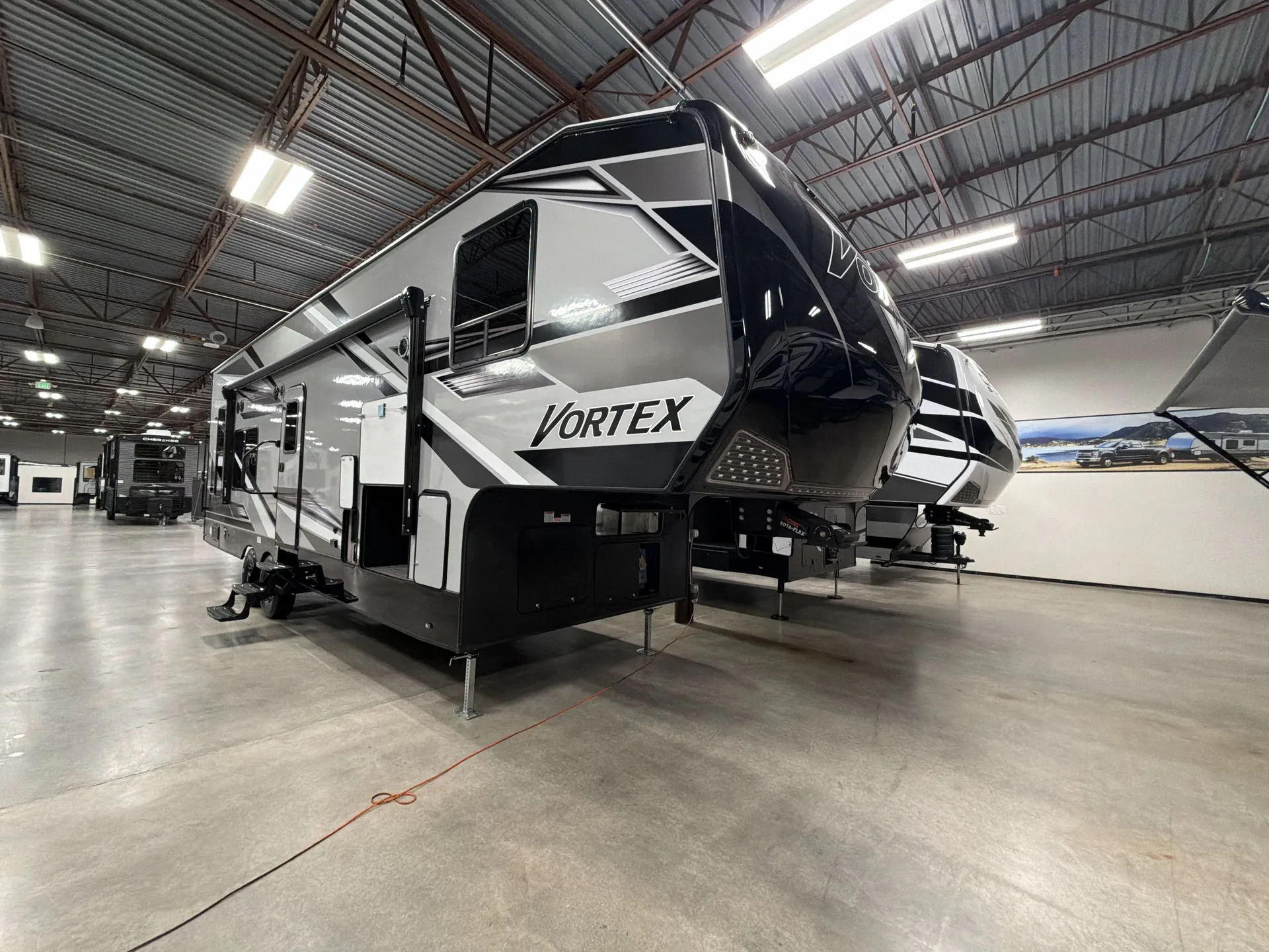 2027 Genesis Supreme Vortex 3317VXL - Photo 2