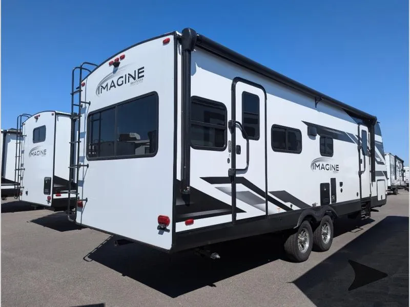 2026 Grand Design Imagine 2500RL - Photo 4