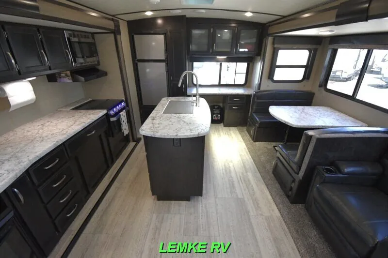 2018 Grand Design Imagine 2670MK - Photo 3