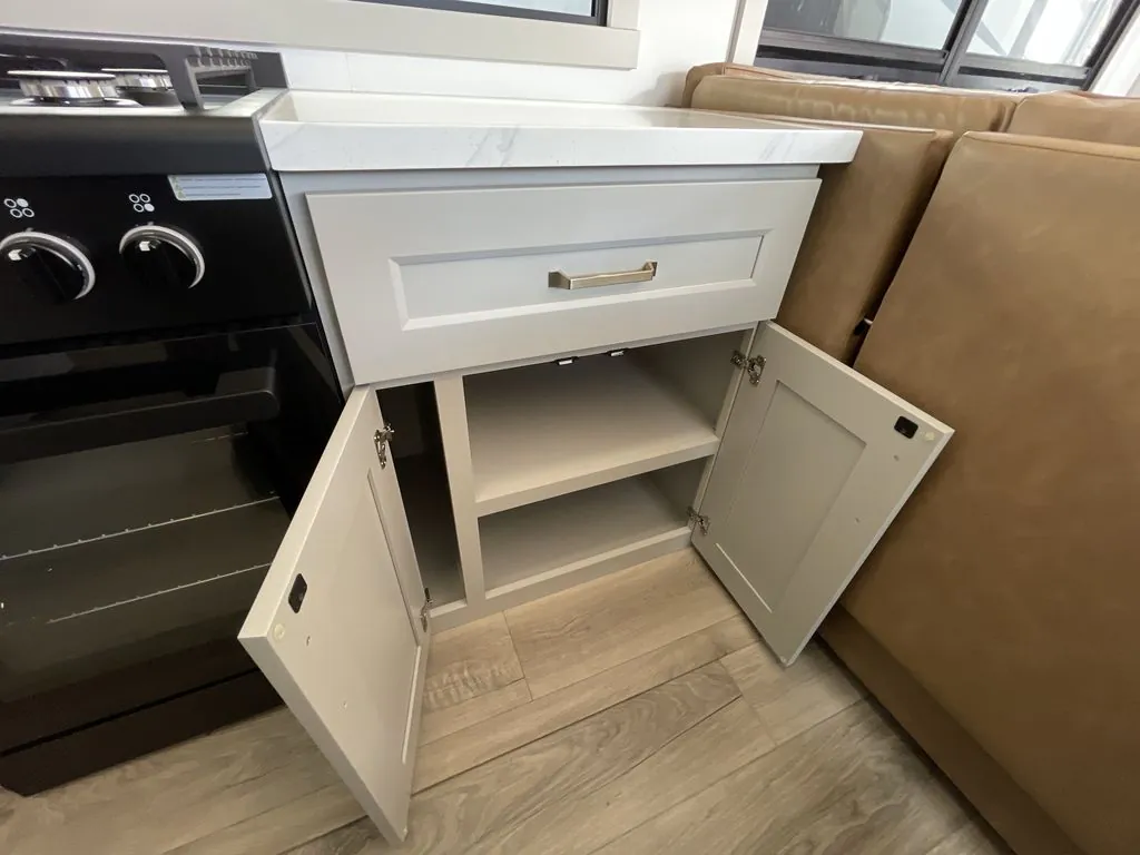 2025 Brinkley Model G 3250, Photos photo 21