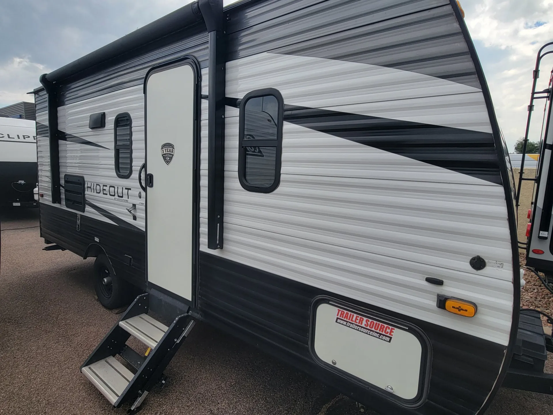 2021 Keystone Hideout 179RB dealer photo 1 from Trailer Source Inc. Co. Springs RV Center