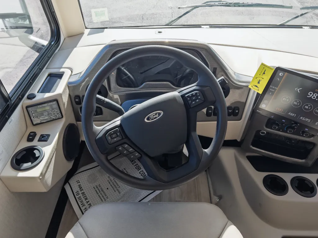 2027 Thor Motor Coach Windsport 36H, Photos photo 3