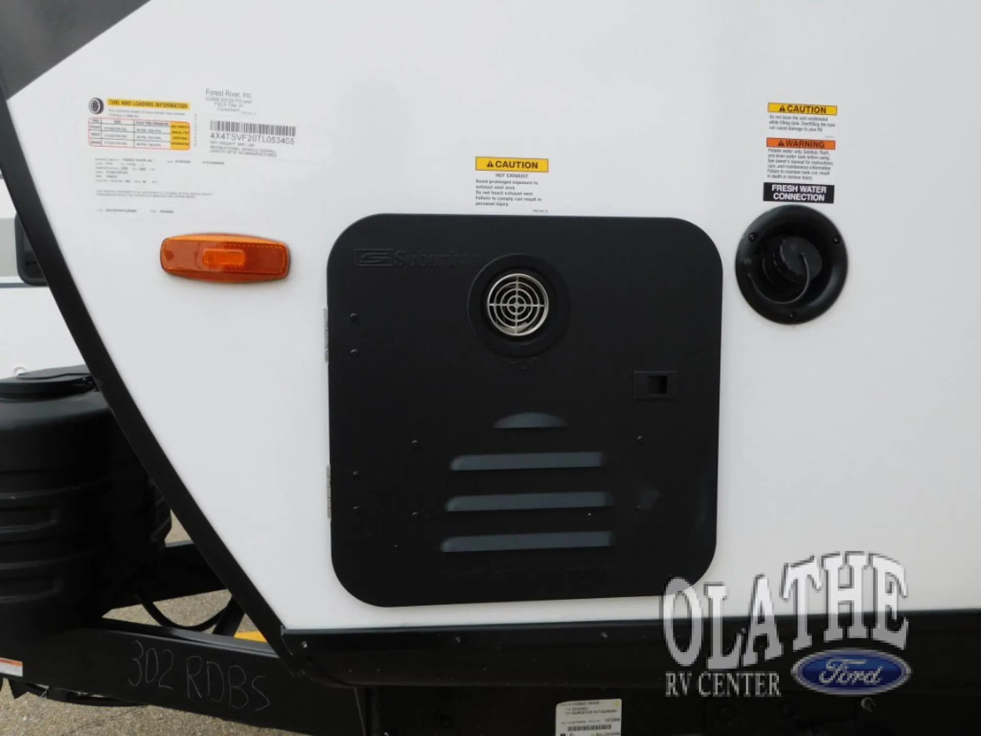 2026 Forest River Grand Surveyor 302RDBS - Photo 4