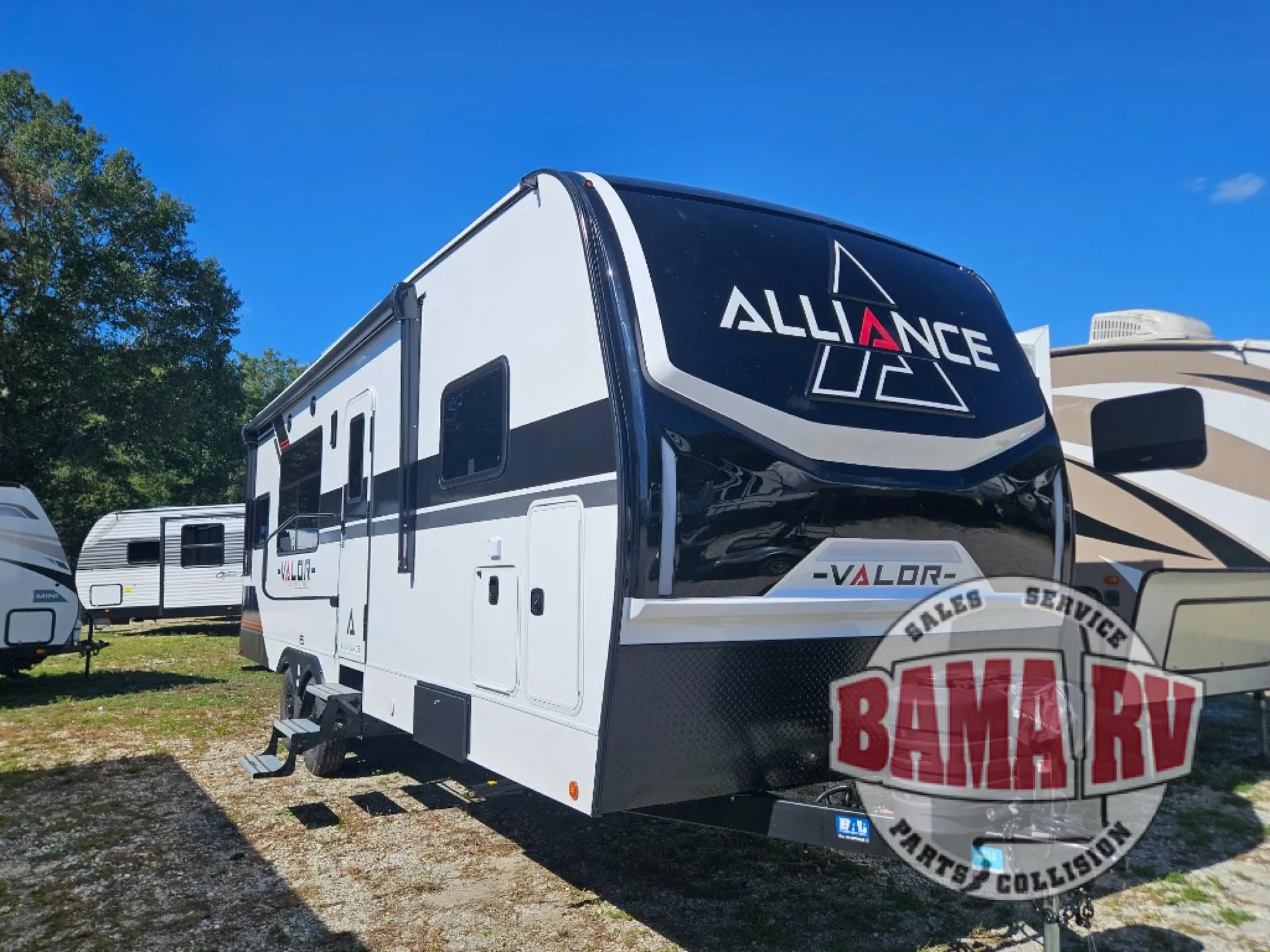 2026 Alliance RV Valor 27T14 - Photo 2