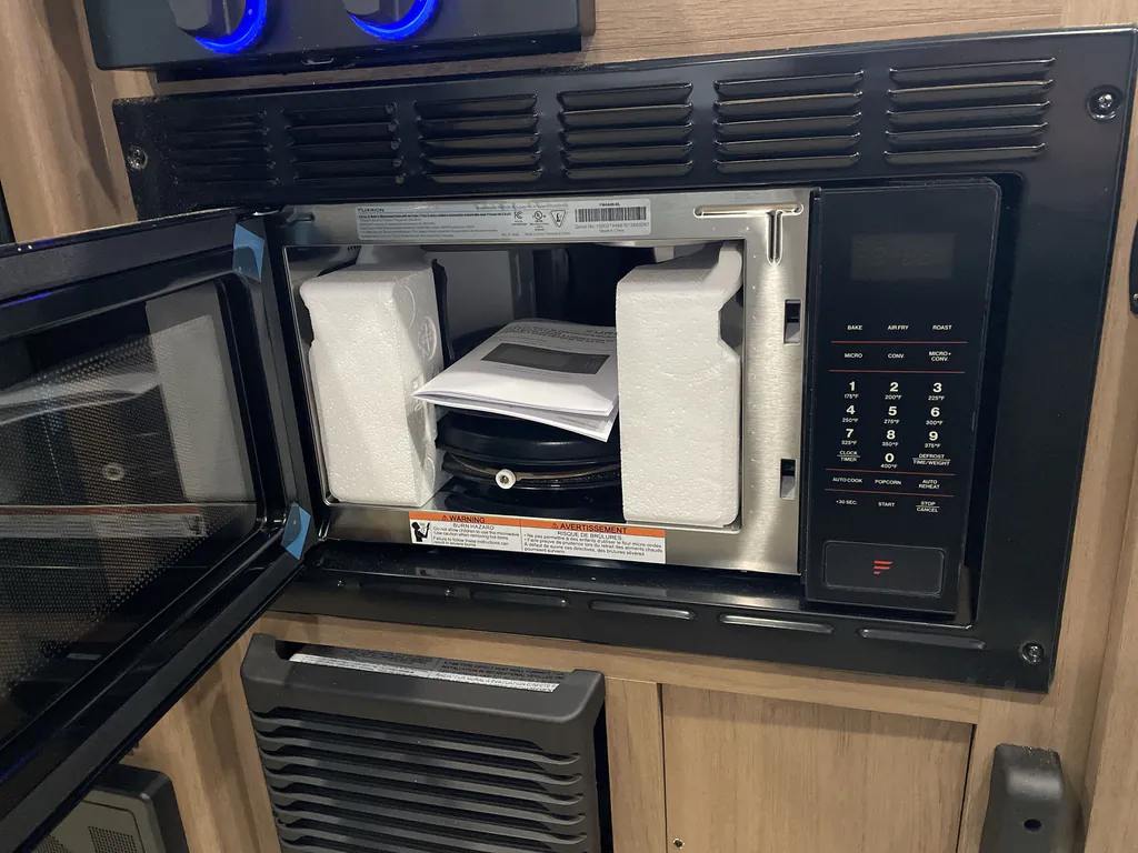 2026 Coachmen Apex Nano 186BH, Photos photo 12