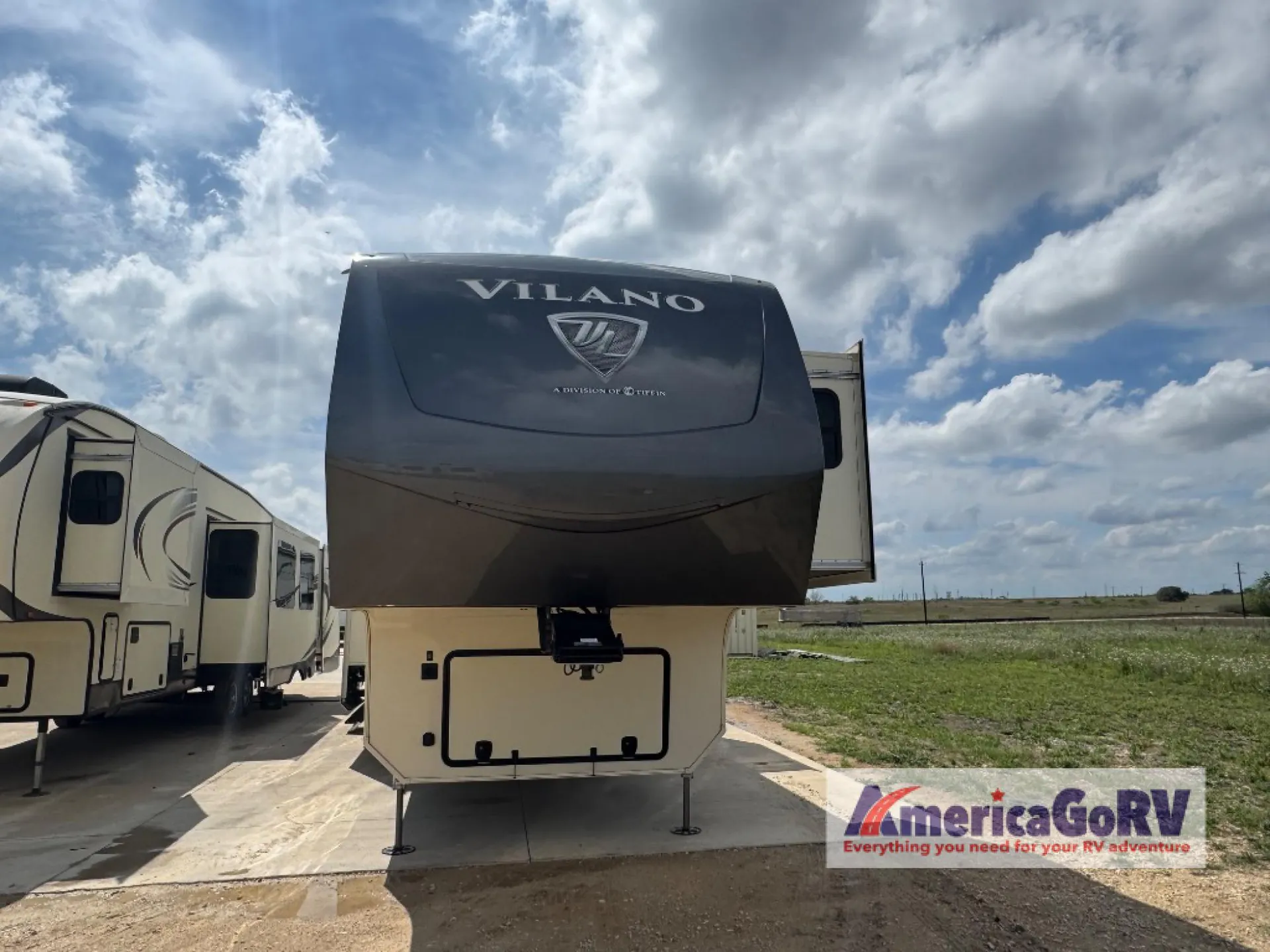 2022 VanLeigh RV Vilano 394RK - Photo 2