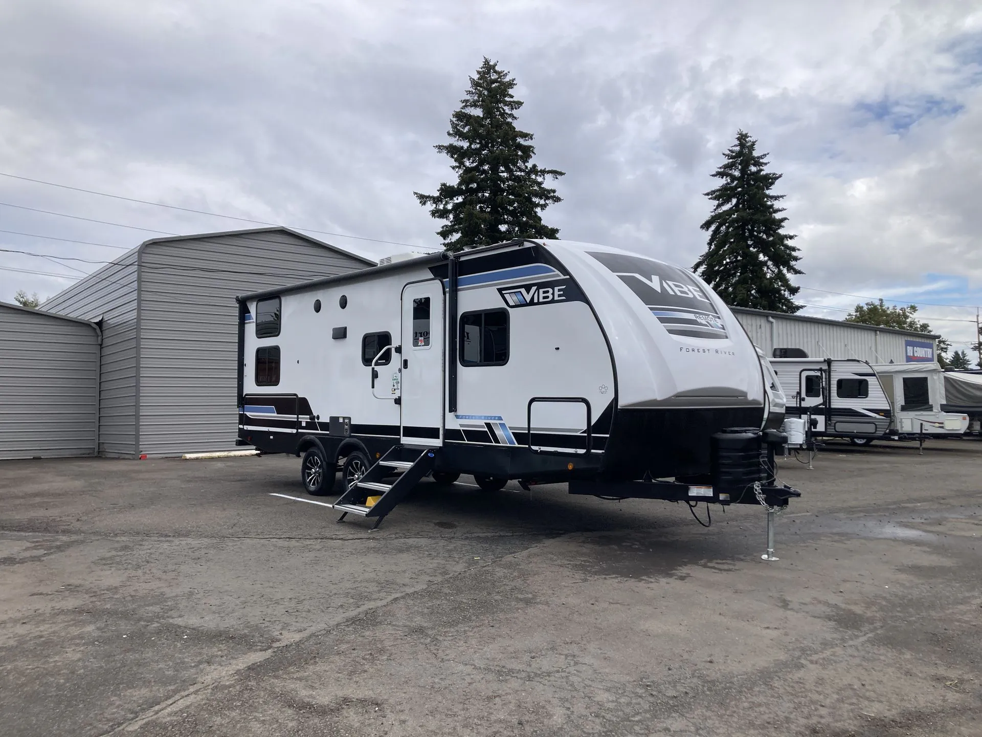 2025 Forest River Vibe 24DB — Photo 5