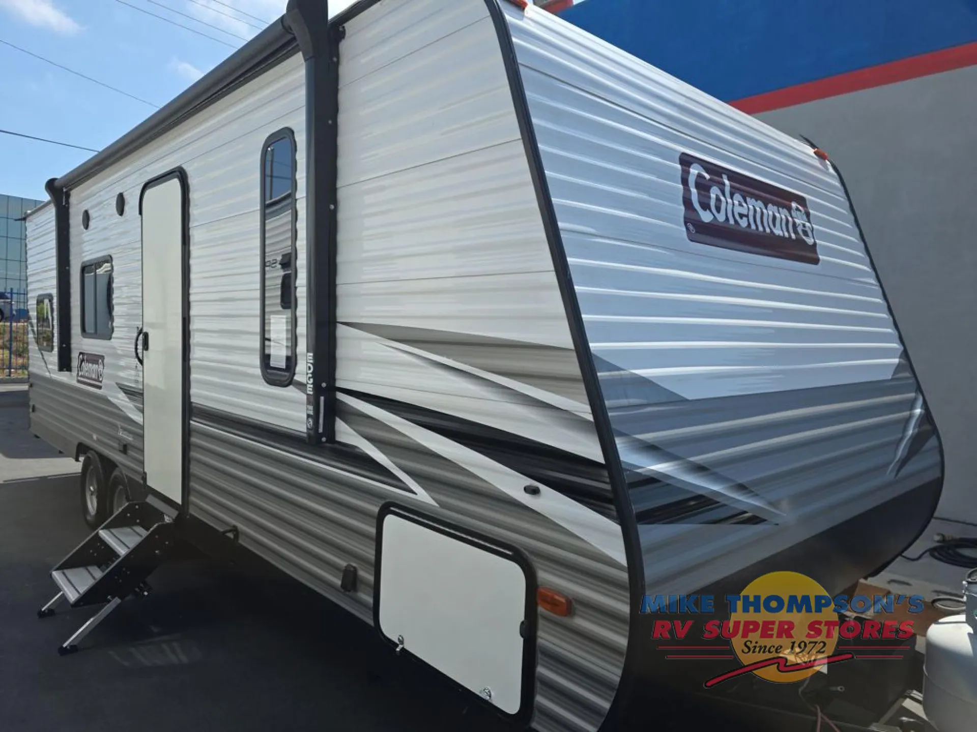 2021 Dutchmen Coleman Lantern LT 274BHWE - Photo 2