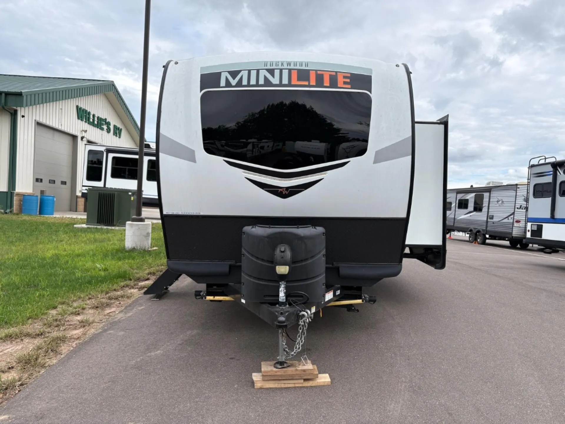 2021 Forest River Rockwood Mini Lite 2509S - Photo 3