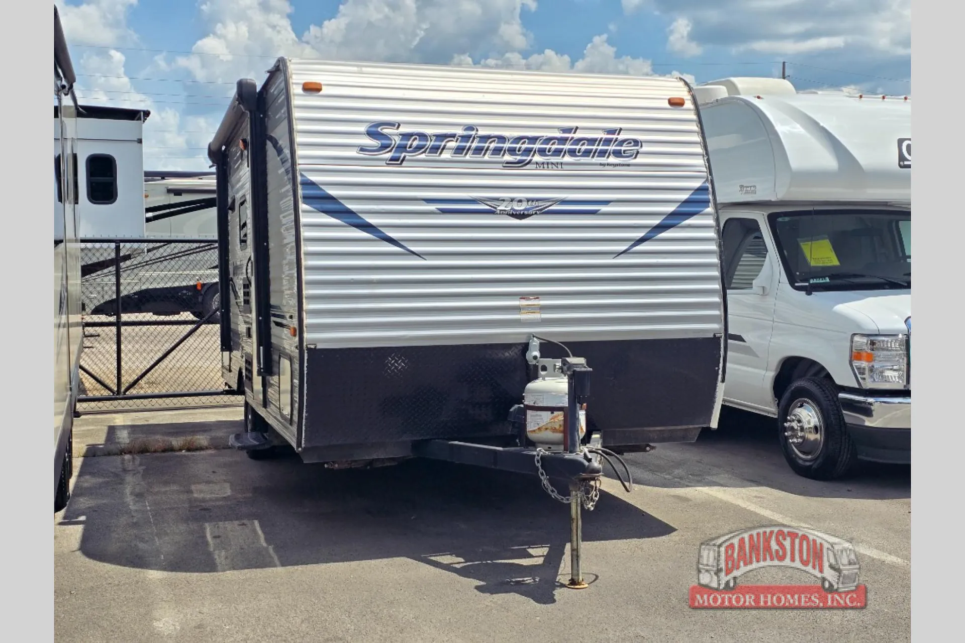 2019 Keystone Springdale Mini 1750RD - Photo 2