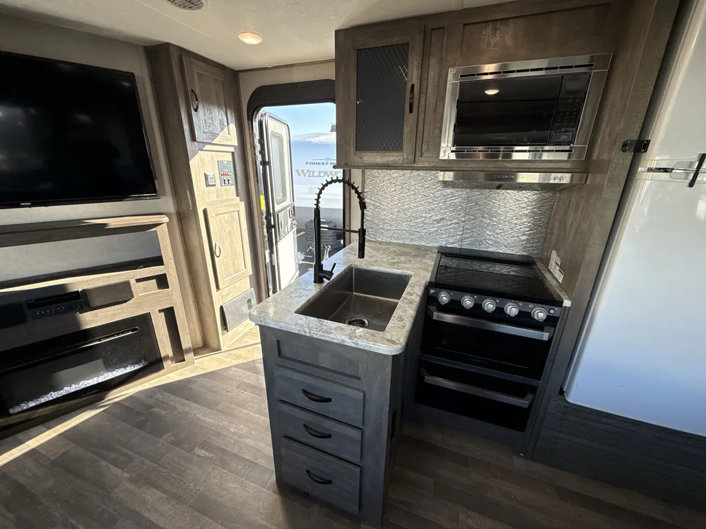 2020 Forest River Vibe 32BH, Photos photo 13