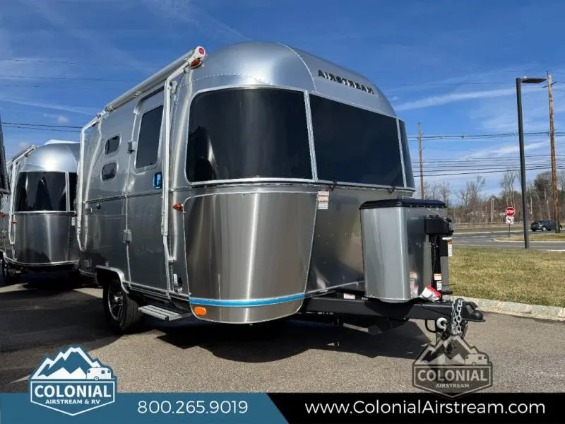2026 Airstream Caravel 16RB - Photo 2