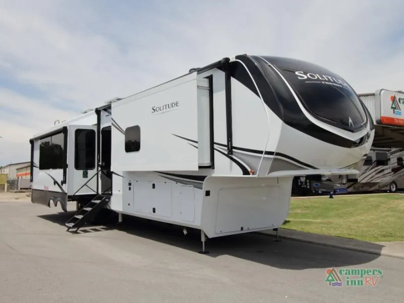 2026 Grand Design Solitude 417KB - Photo 2