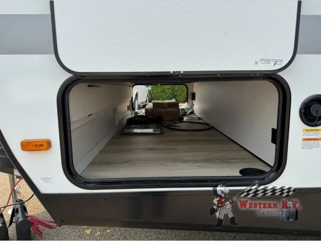 2027 Coachmen RV Urban 1943RB - Photo 4