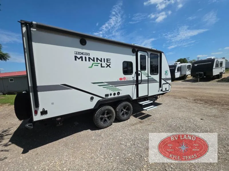 2022 Winnebago Micro Minnie FLX 2108DS - Photo 2