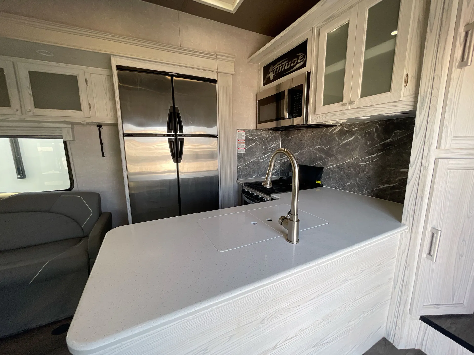 2023 Eclipse Attitude 3218 MM — living area main