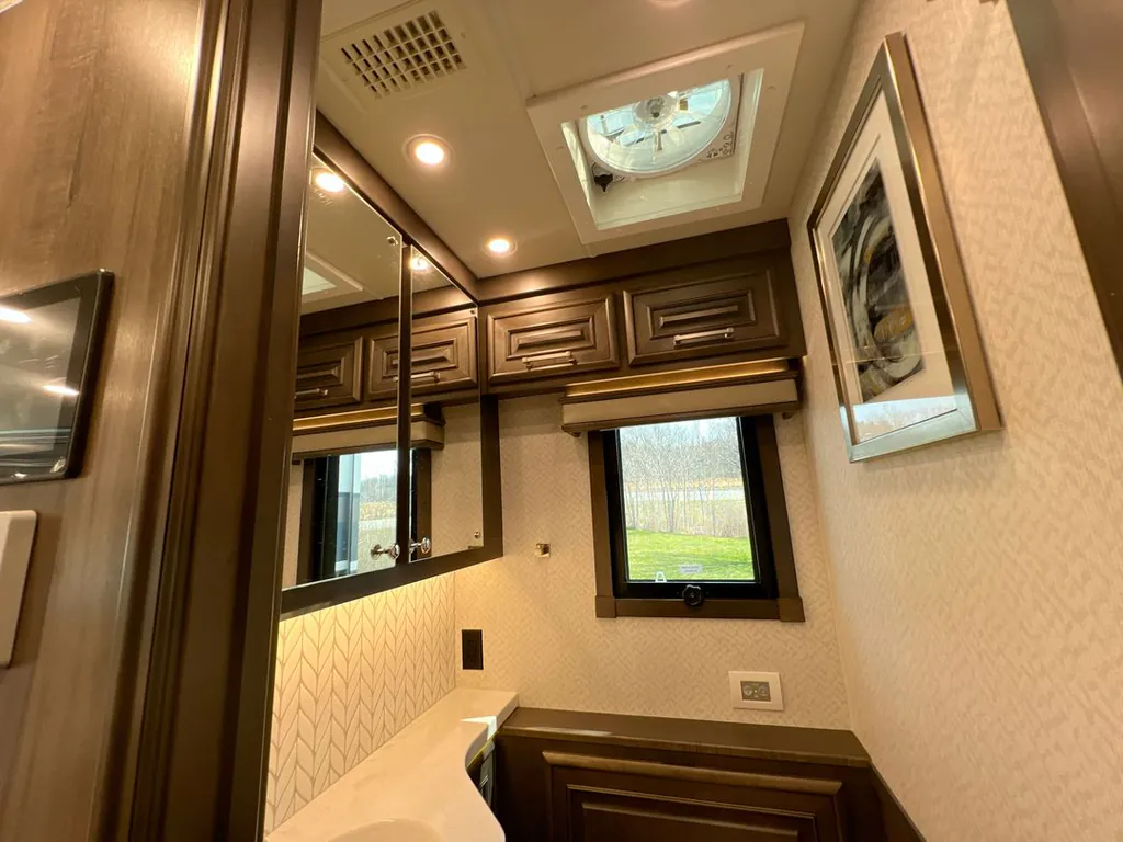 2026 Entegra Coach Aspire 44D, Photos photo 13