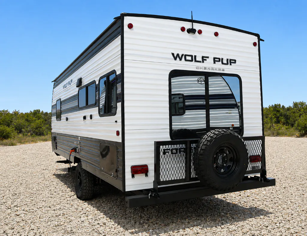 2027 Forest River Cherokee Wolf Pup 16CM, Photos photo 13