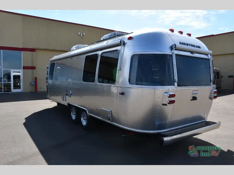 2026 Airstream International 27FB - Photo 3