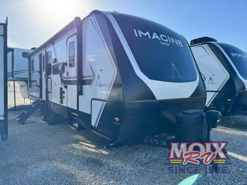 2026 Grand Design Imagine 2810BH - Photo 2