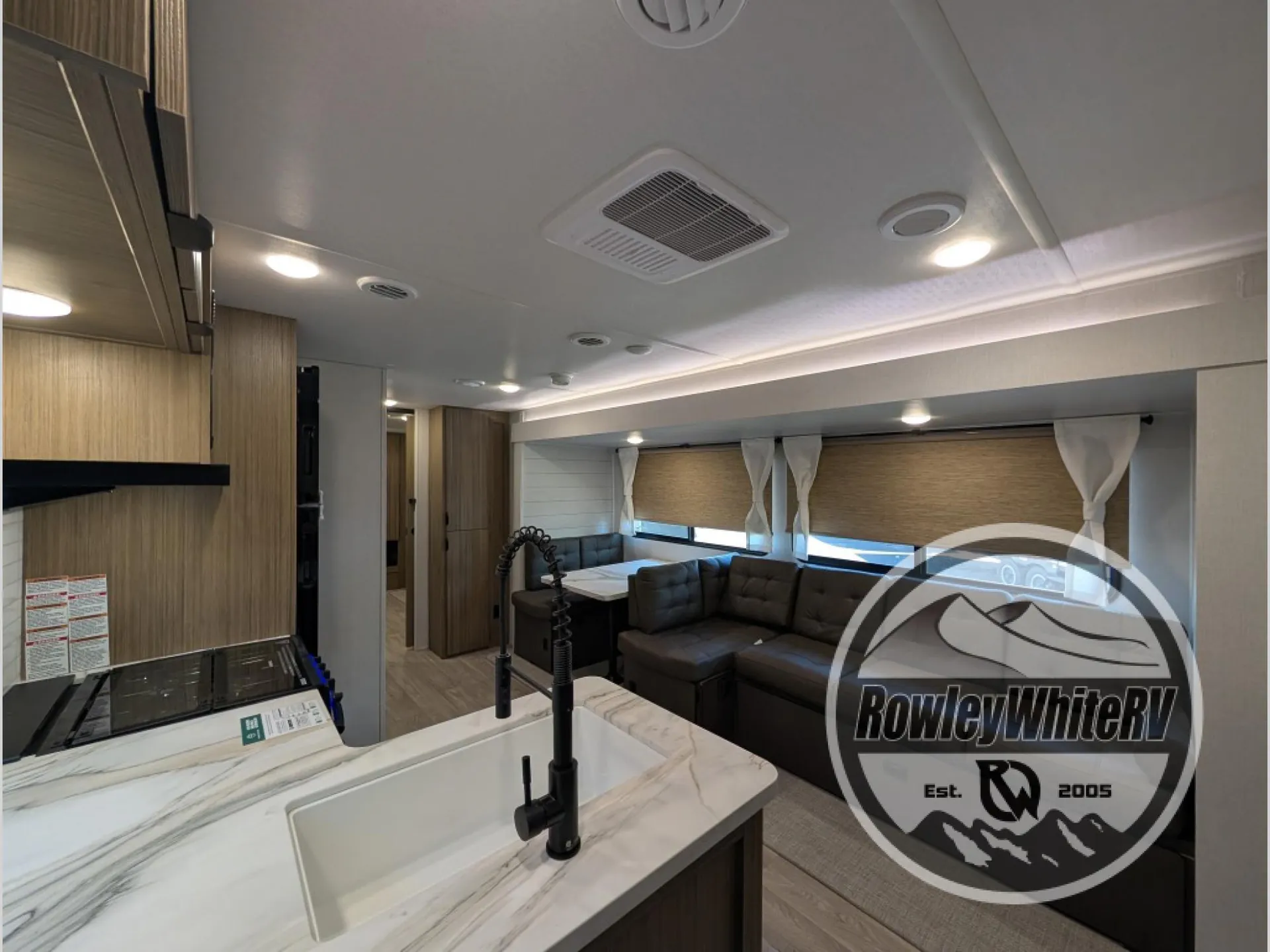 2027 Forest River Wildwood 31KQBTS - Photo 4