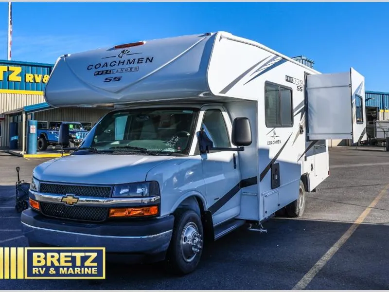 2026 Coachmen Freelander 21RSS - Photo 4