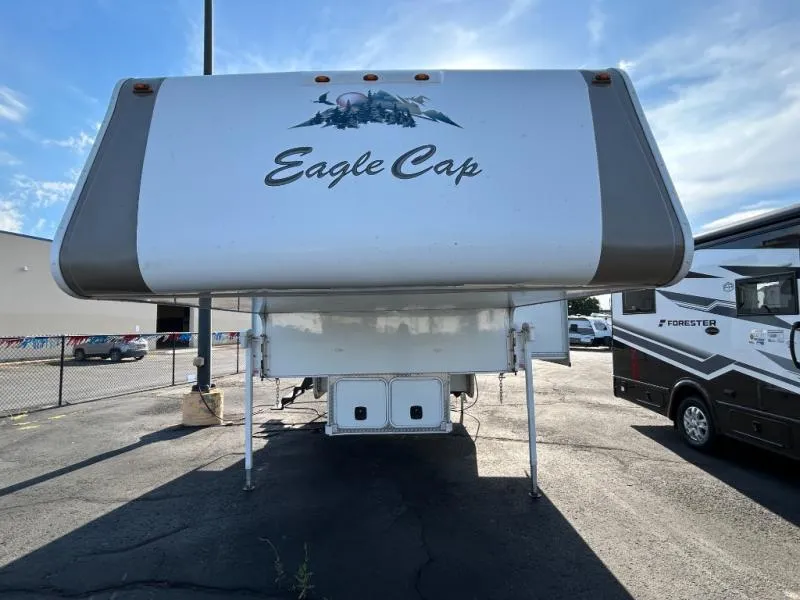 2015 Eagle Cap Campers Eagle Cap Used    1165 - Photo 4