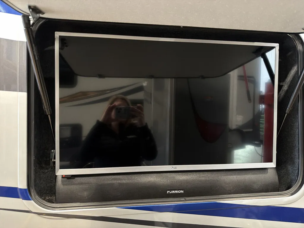 2019 Tiffin Wayfarer 24 FW, Photos photo 24