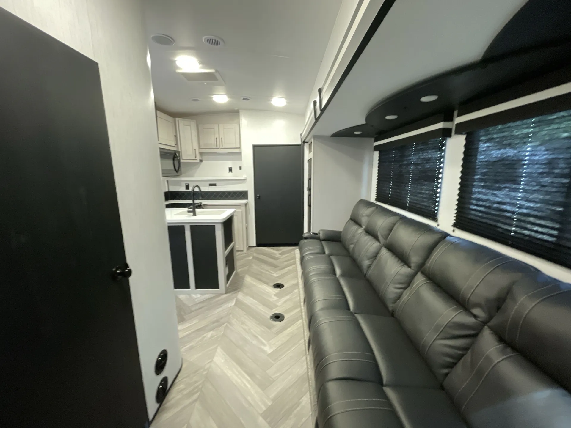 2023 Heartland Torque Travel Trailer T322 — living area main