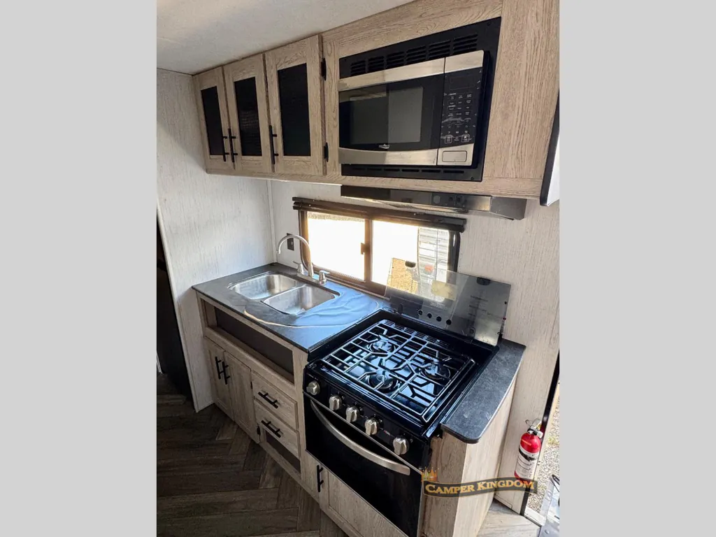 2021 Heartland Prowler 212RD, Photos photo 14