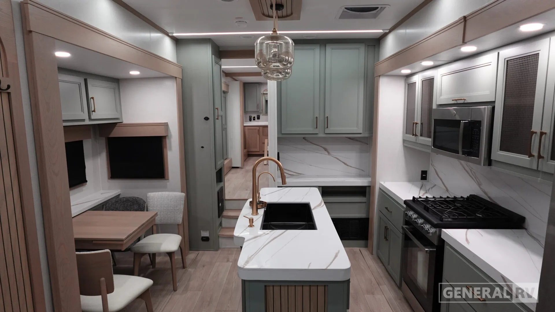 2026 Crossroads RV Redwood 420FL - Photo 3