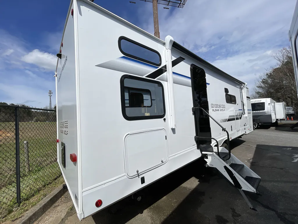 2026 Forest River Alpha Wolf 24TRUNK, Photos photo 28