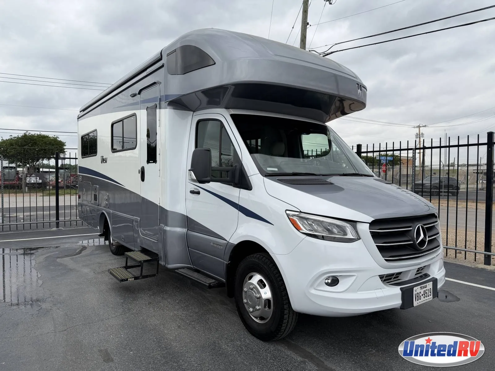 2022 Winnebago View 24J - Photo 2