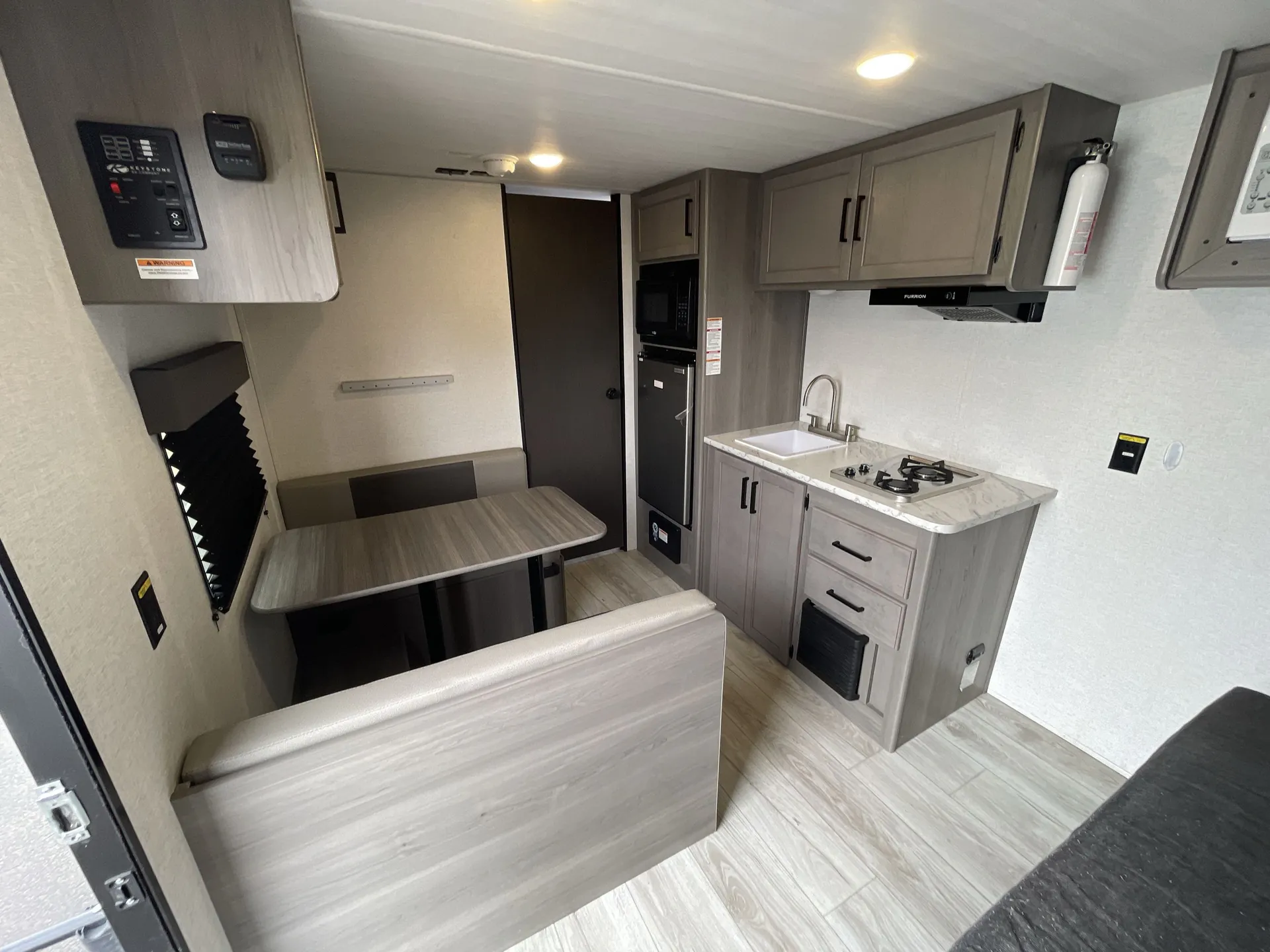 2025 Keystone Hideout Sport 178RB — living area main