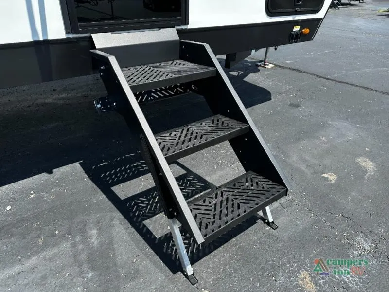 2026 Venture RV Campbound Platinum 281CBH - Photo 2