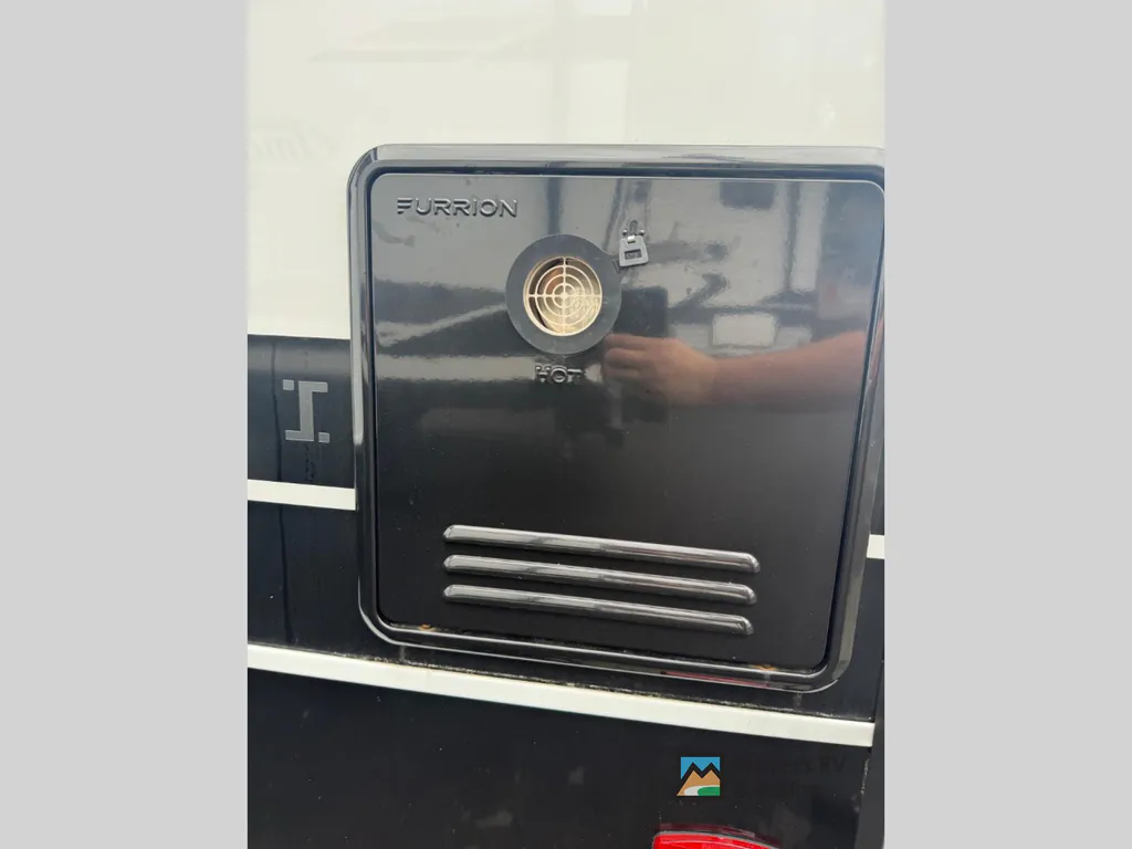 2025 Brinkley Model I 265, Photos photo 4