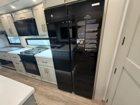 2026 Brinkley Model Z 3600, Photos photo 18